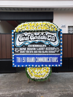 Papan Bunga Duka di Barengkok